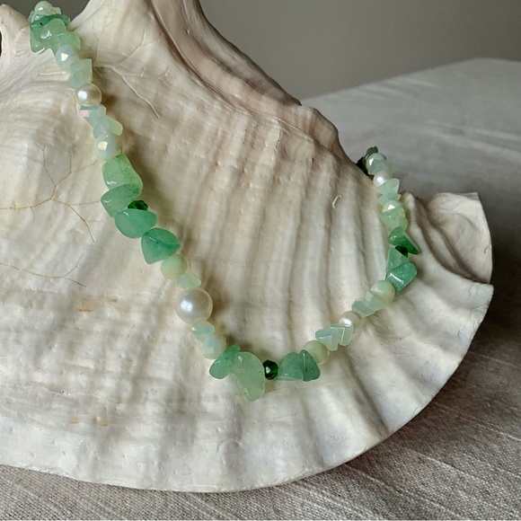 Green Heart shaped necklaces with natural stones - Picture 9 of 12